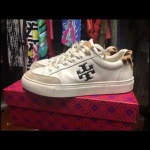 Tory Burch Sneakers
